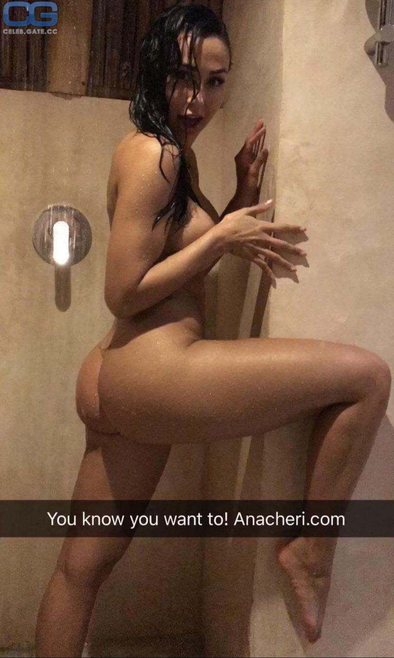 Naked anacheri Ana Cheri