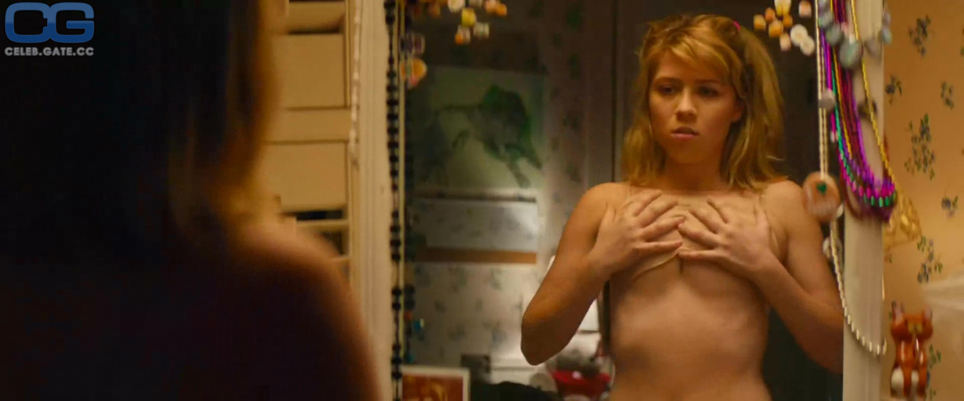 Topless jeanette mccurdy Jennette McCurdy