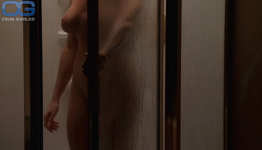 Elizabeth bracco nude