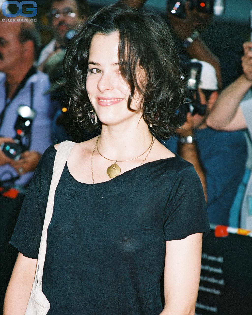 Topless parker posey Parker Posey